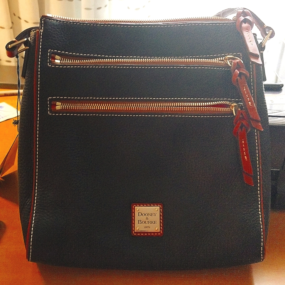 Dooney & Bourke satchel Bag